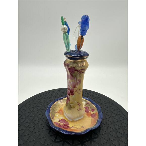 Vintage Leaf Ceramic Hand Painted Hat Pin Holder with 5 Hat Pins